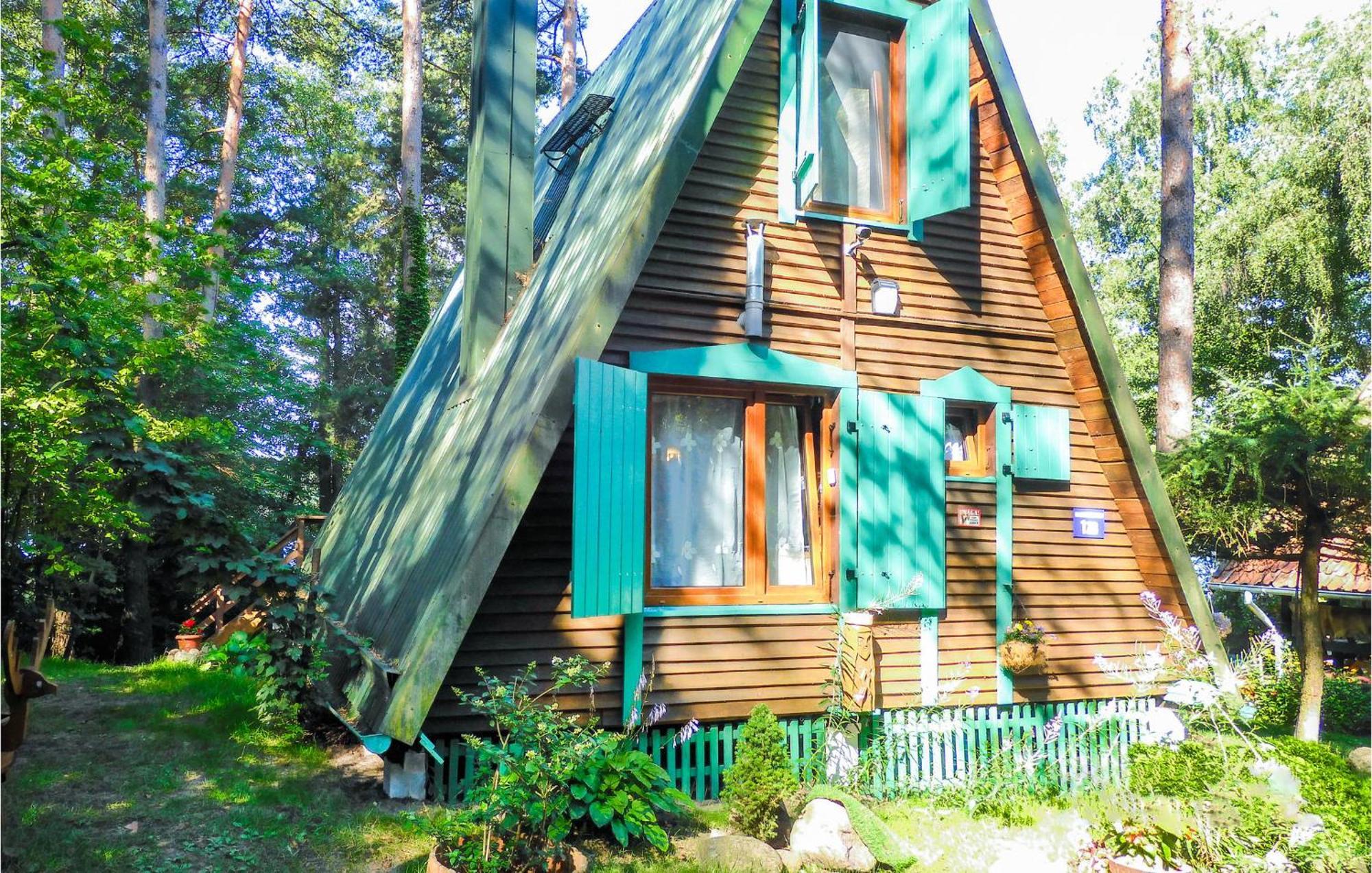Lovely Home In Mragowo With Kitchenette Косево Екстериор снимка